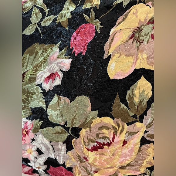 L.A. Intimates Floral Satin Brocade Robe with Black Satin Trim and Pockets. - Picture 5 of 6